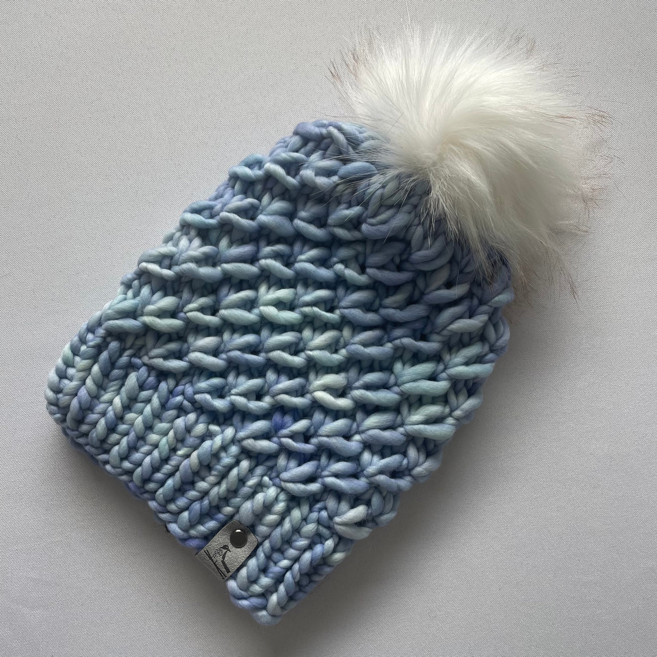 Hand knitted luxury 100% merino wool beanie hat with lux faux fur shops pom blue lavender silver women teen